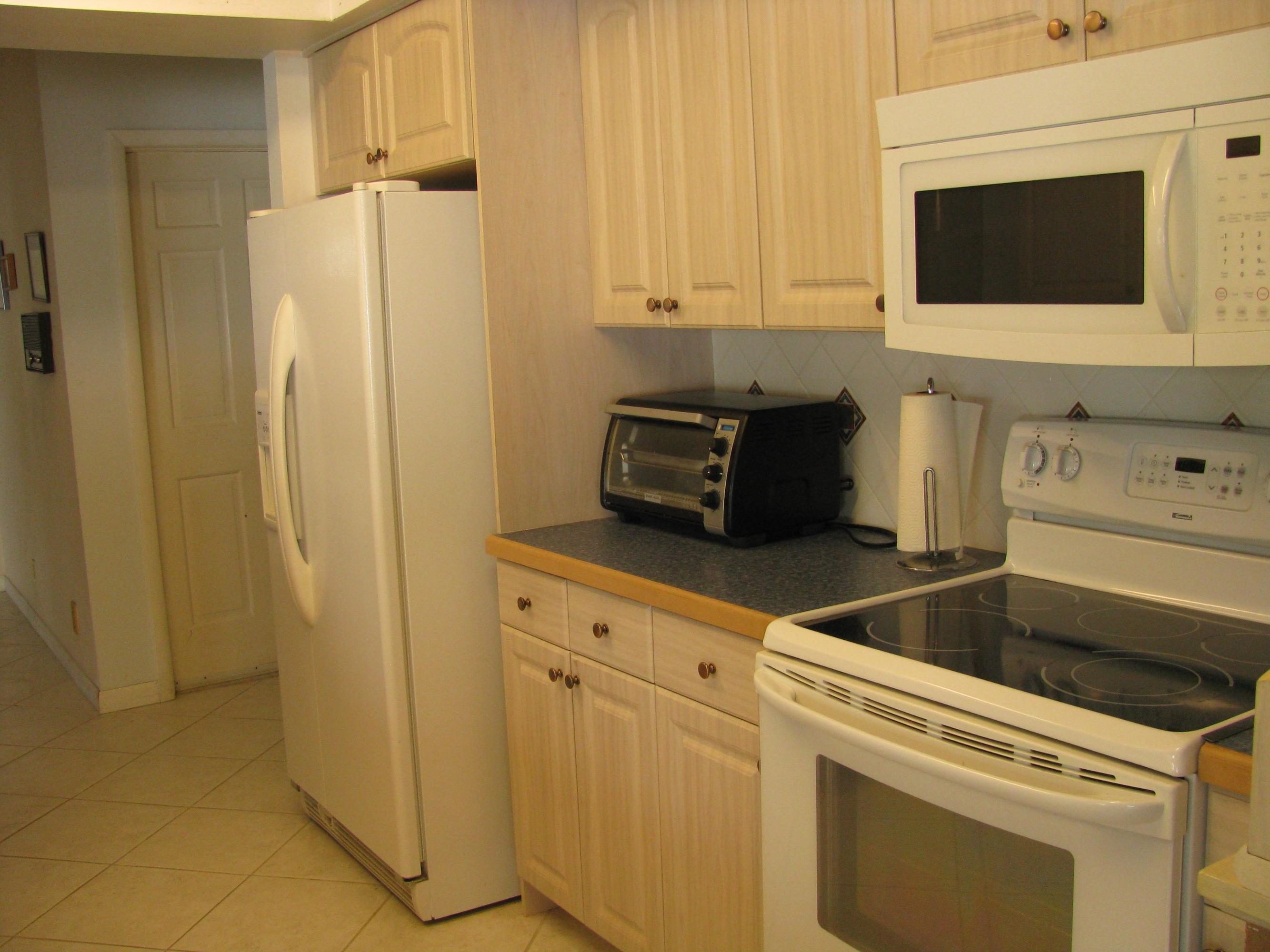 4917 Bimini Road Tequesta, FL 33469 - Photo 22 of 53 Kitchen overview