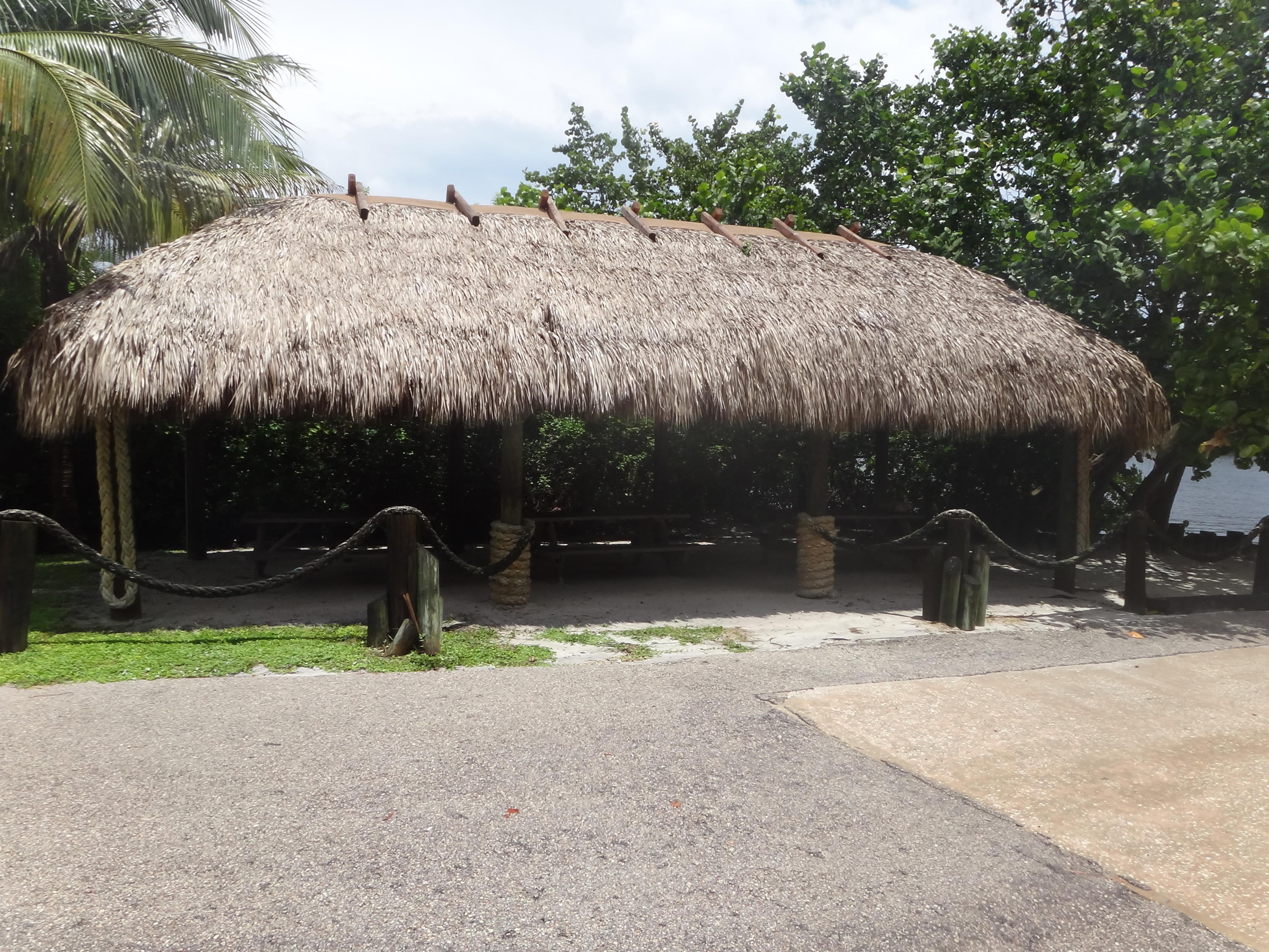 4917 Bimini Road Tequesta, FL 33469 - Photo 10 of 53 Tiki Hut