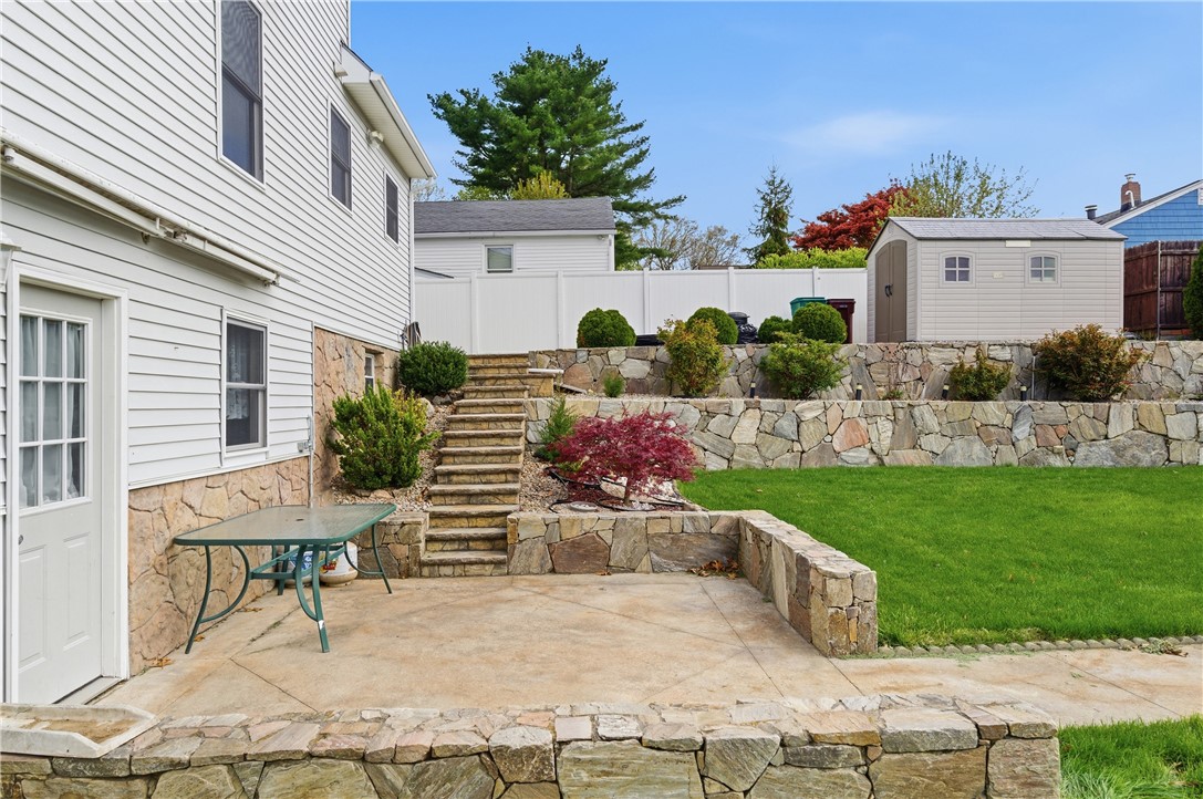 126 Lilac Avenue Woonsocket, RI 02895 - Photo 21 of 27
