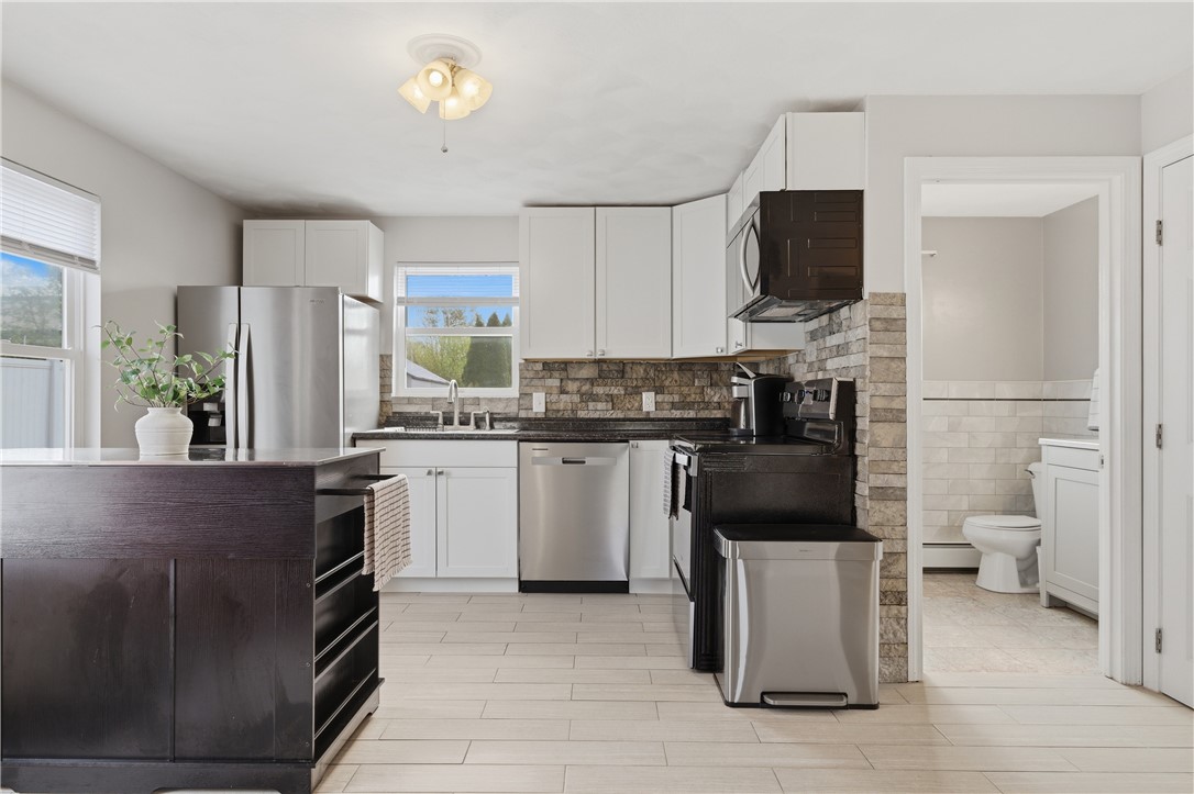 126 Lilac Avenue Woonsocket, RI 02895 - Photo 5 of 27