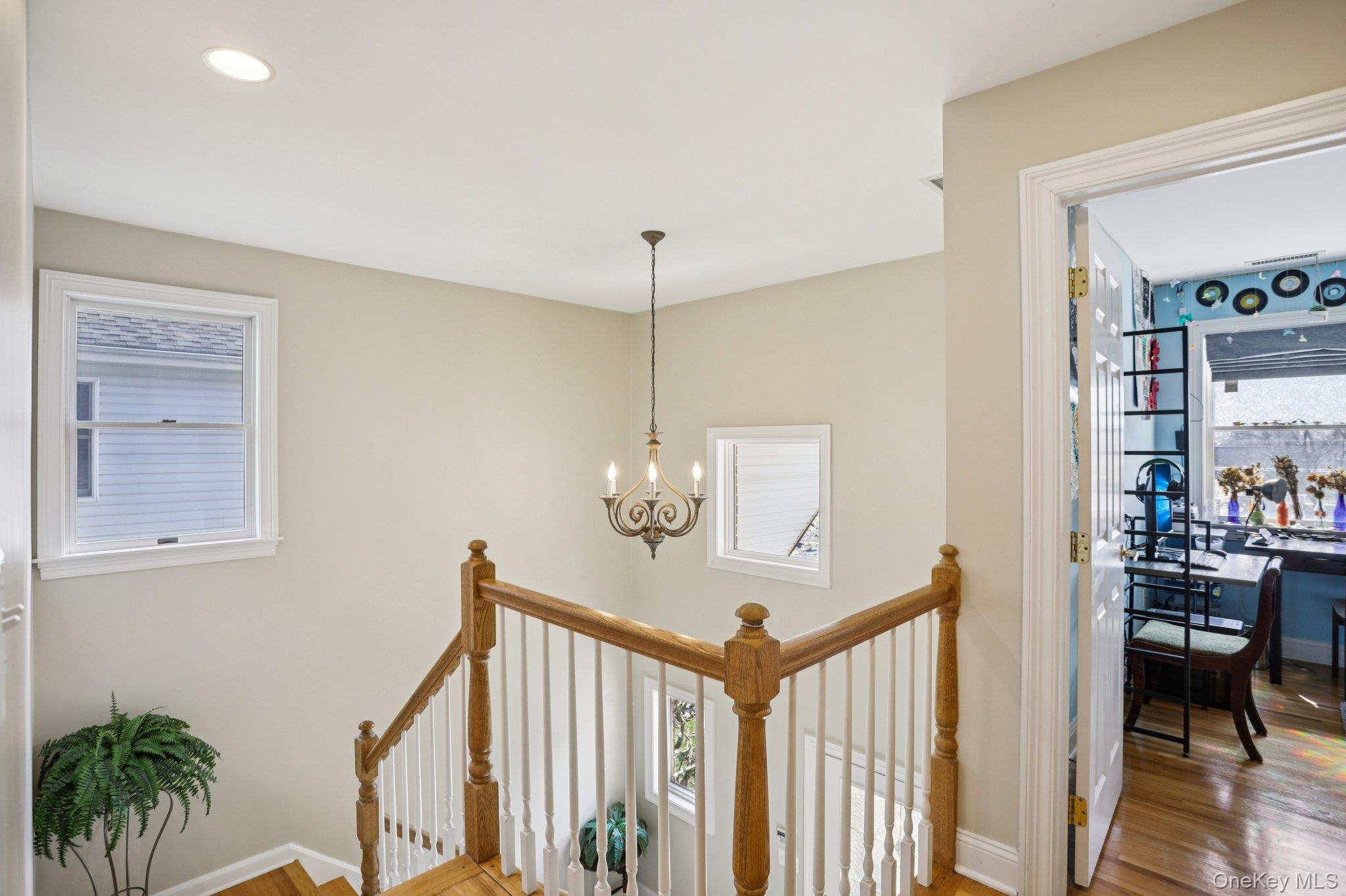 101 Middle Road Eastchester, NY 10709 - Photo 12 of 22