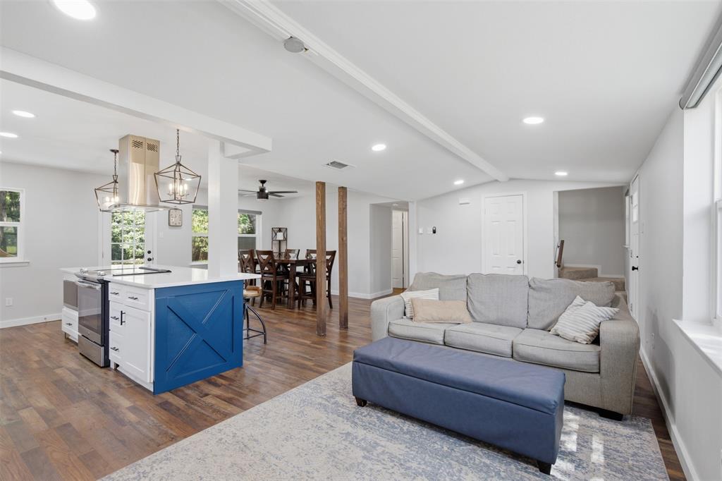 13231 Veronica Road Farmers Branch, TX 75234 - Photo 7 of 40