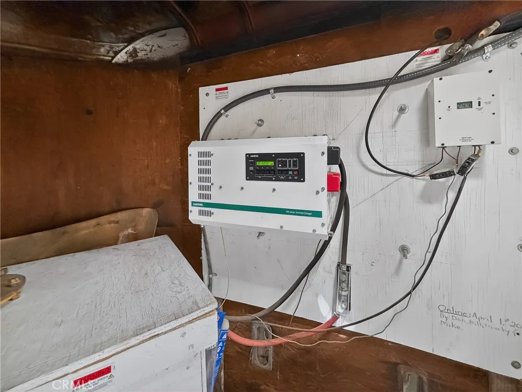 230 Patterson Road Rosamond, CA 93560 - Photo 18 of 18 a utility room with dryer and washer