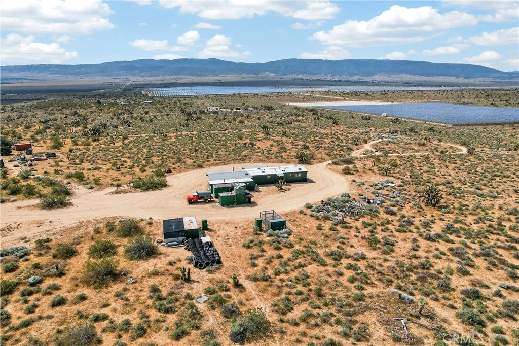 230 Patterson Road Rosamond, CA 93560 - Photo 2 of 18 a view of an ocean