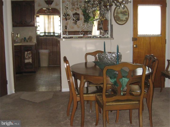 5522 Miriam Road Philadelphia, PA 19124 - Photo 8 of 25 Dining Room