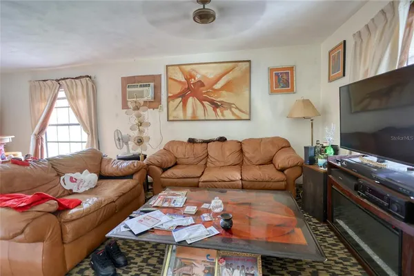 $304,000 | 538 Loomis Avenue, Daytona Beach, FL 32114