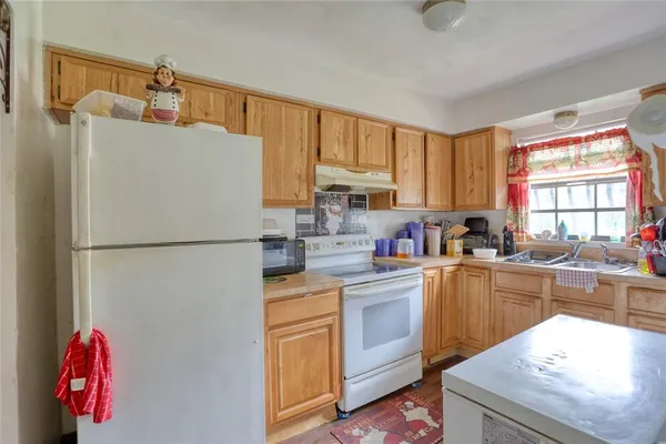 $304,000 | 538 Loomis Avenue, Daytona Beach, FL 32114