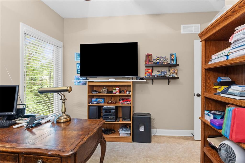 6816 Longview Road Shawnee, KS 66218 - Photo 53 of 58