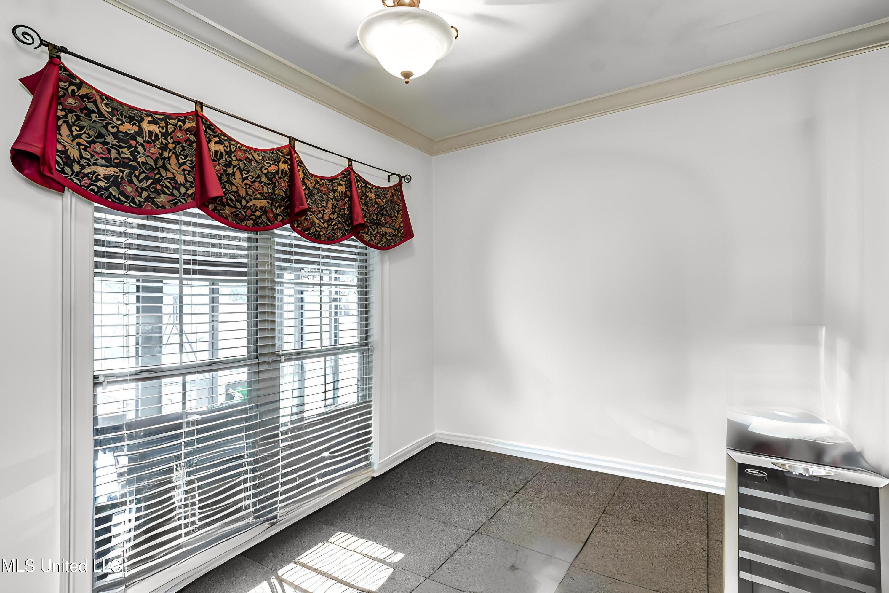 115 Speers Valley Road Brandon, MS 39042 - Photo 15 of 50 115-Speers-Valley-27 - Furniture removed