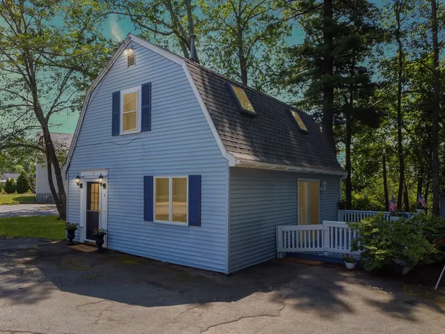 $475,000 | 4 Washington Street, Salisbury, MA 01952