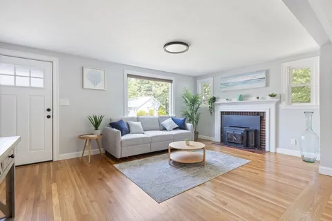 $749,000 | 149 Oak Street, Natick, MA 01760