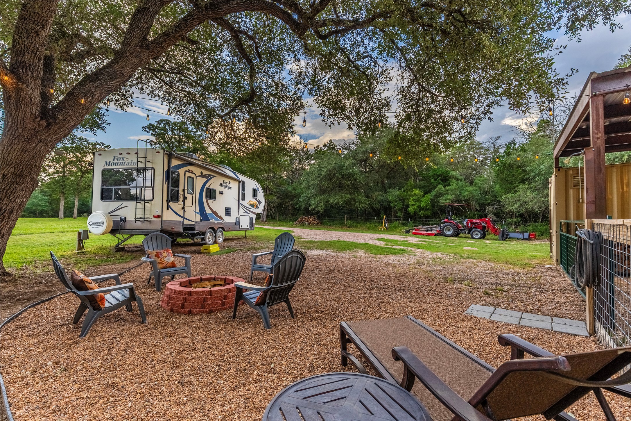 1126 Abel Road New Ulm, TX 78950 - Photo 14 of 43