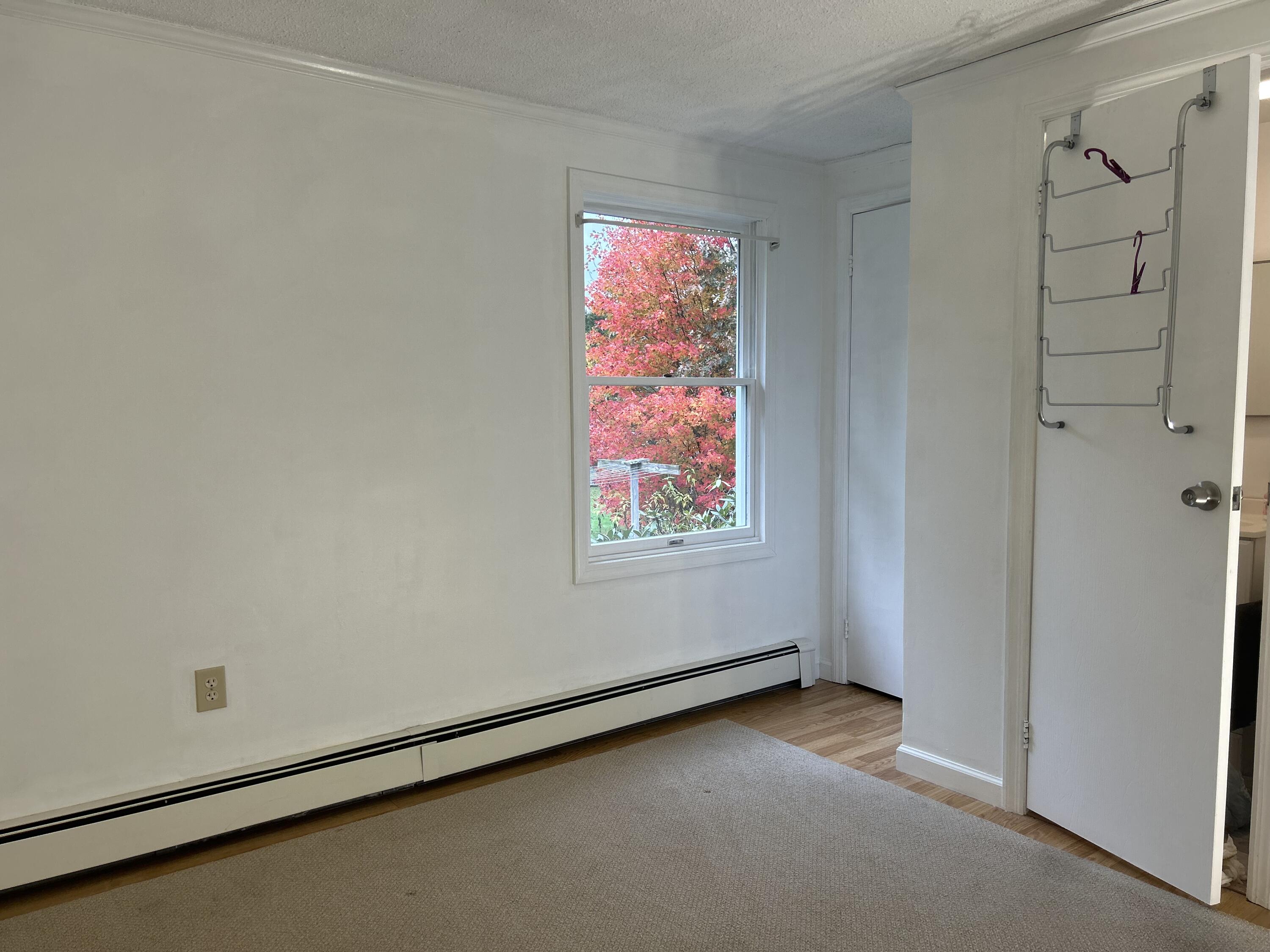 100 Washington Road Waldoboro, ME 04572 - Photo 14 of 18 IMG_4314