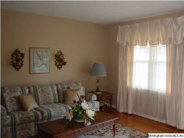 3914 Perkerson Drive Anniston, AL 36201 - Photo 13 of 31