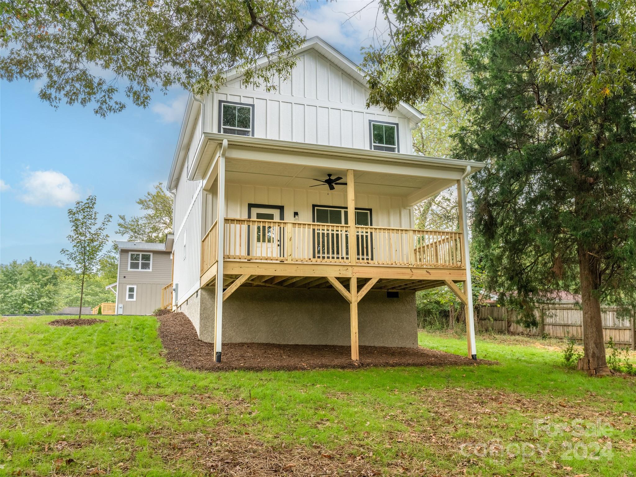 40 Gudger Road Candler, NC 28715 - Photo 33 of 37 Gallery Image 33