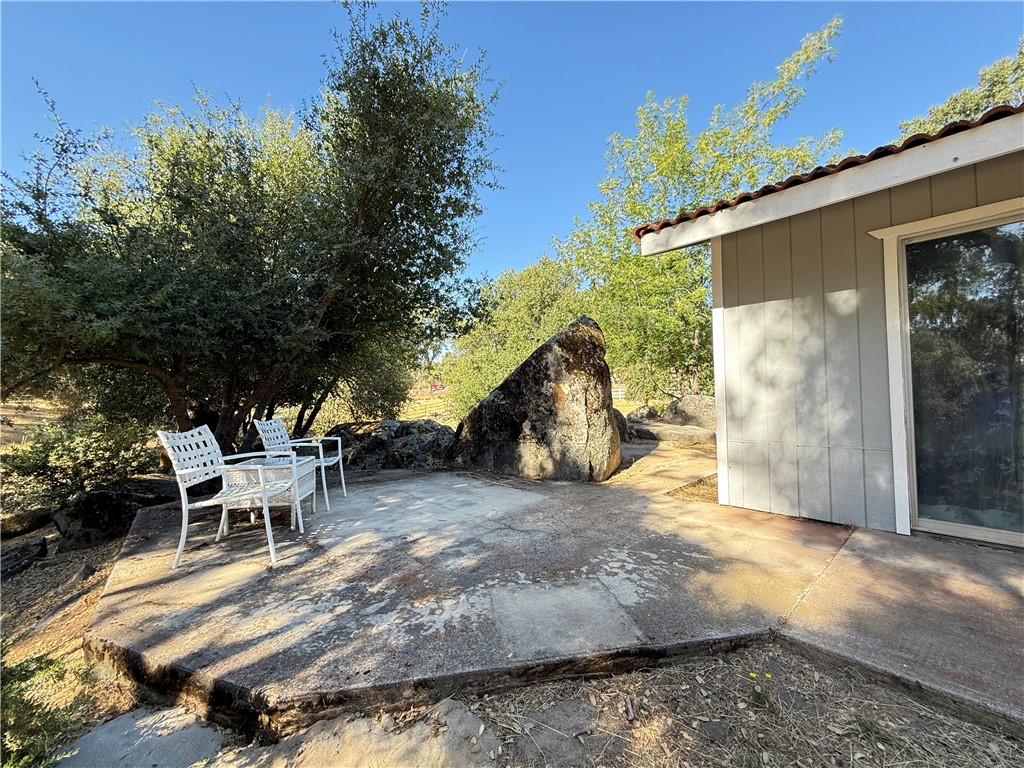 5100 Silva Road Mariposa, CA 95338 - Photo 15 of 58
