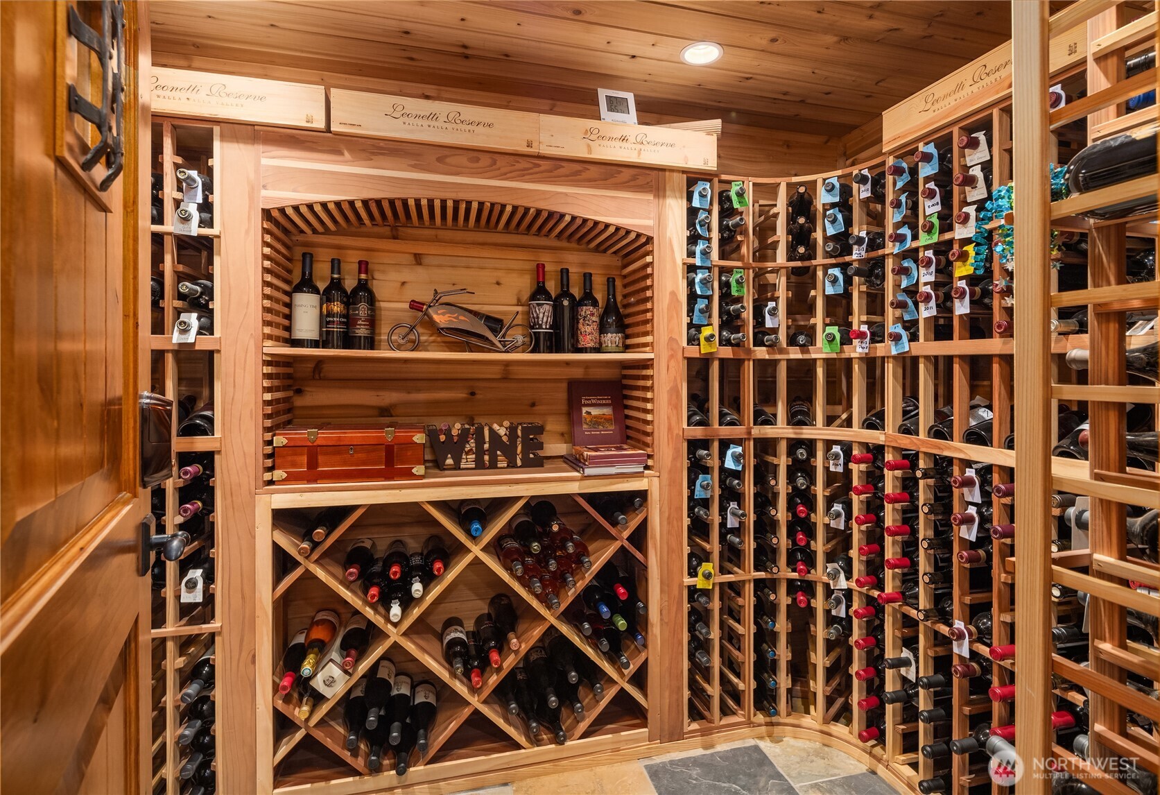 67 Cascade Key Bellevue, WA 98006 - Photo 35 of 39