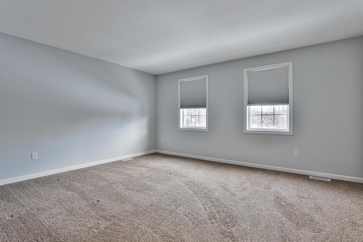 33 Merrimack Road, Unit A Amherst, NH 03031 - Photo 17 of 23