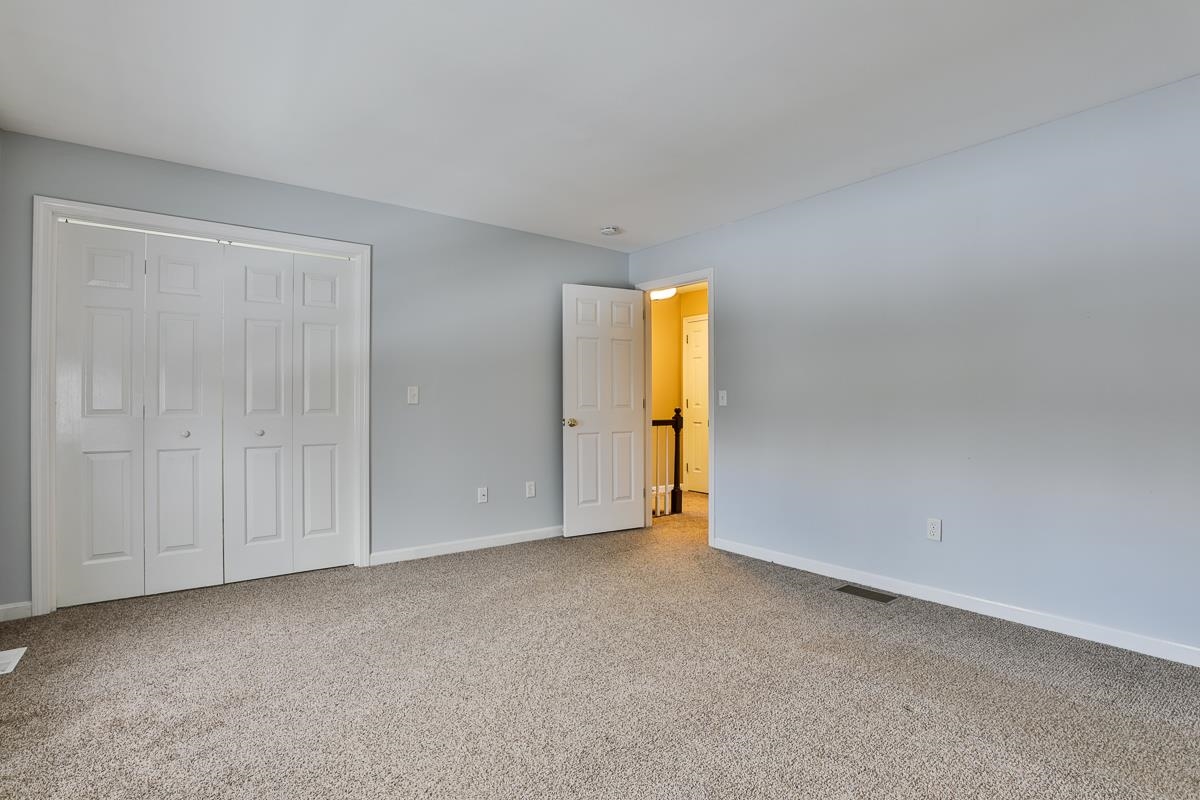 33 Merrimack Road, Unit A Amherst, NH 03031 - Photo 18 of 23