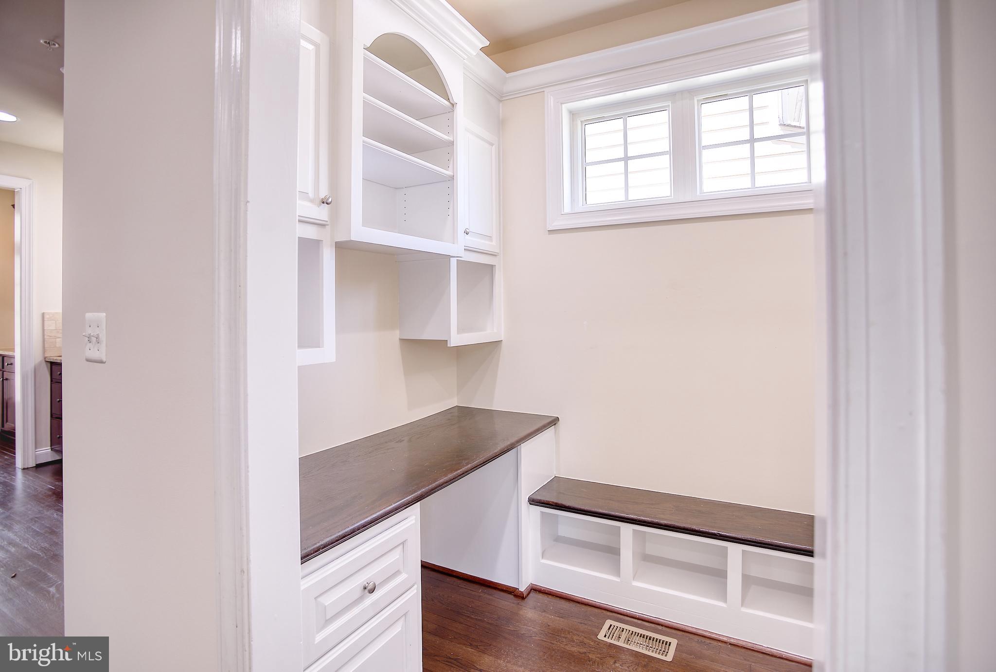 13501 Moonlight Trail Drive Silver Spring, MD 20906 - Photo 24 of 77 a hallway with cabinets