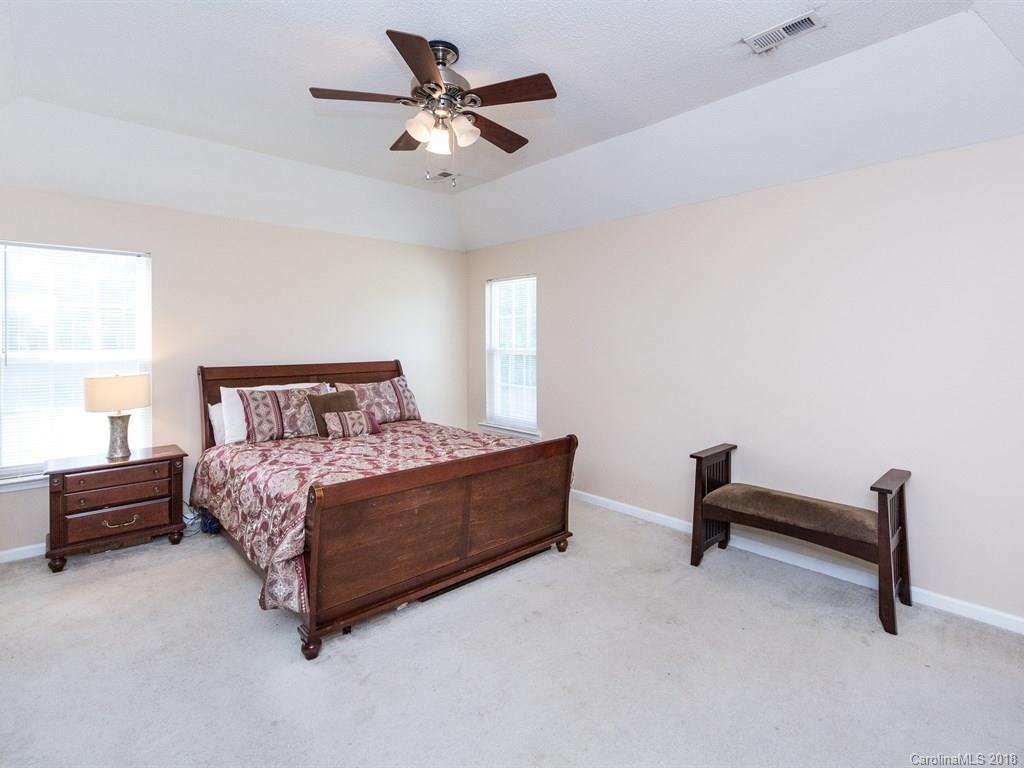 11002 Palestrina Road Charlotte, NC 28215 - Photo 11 of 19