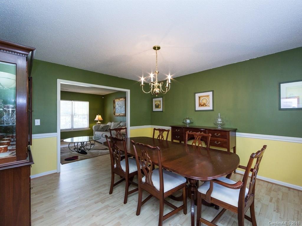 11002 Palestrina Road Charlotte, NC 28215 - Photo 4 of 19
