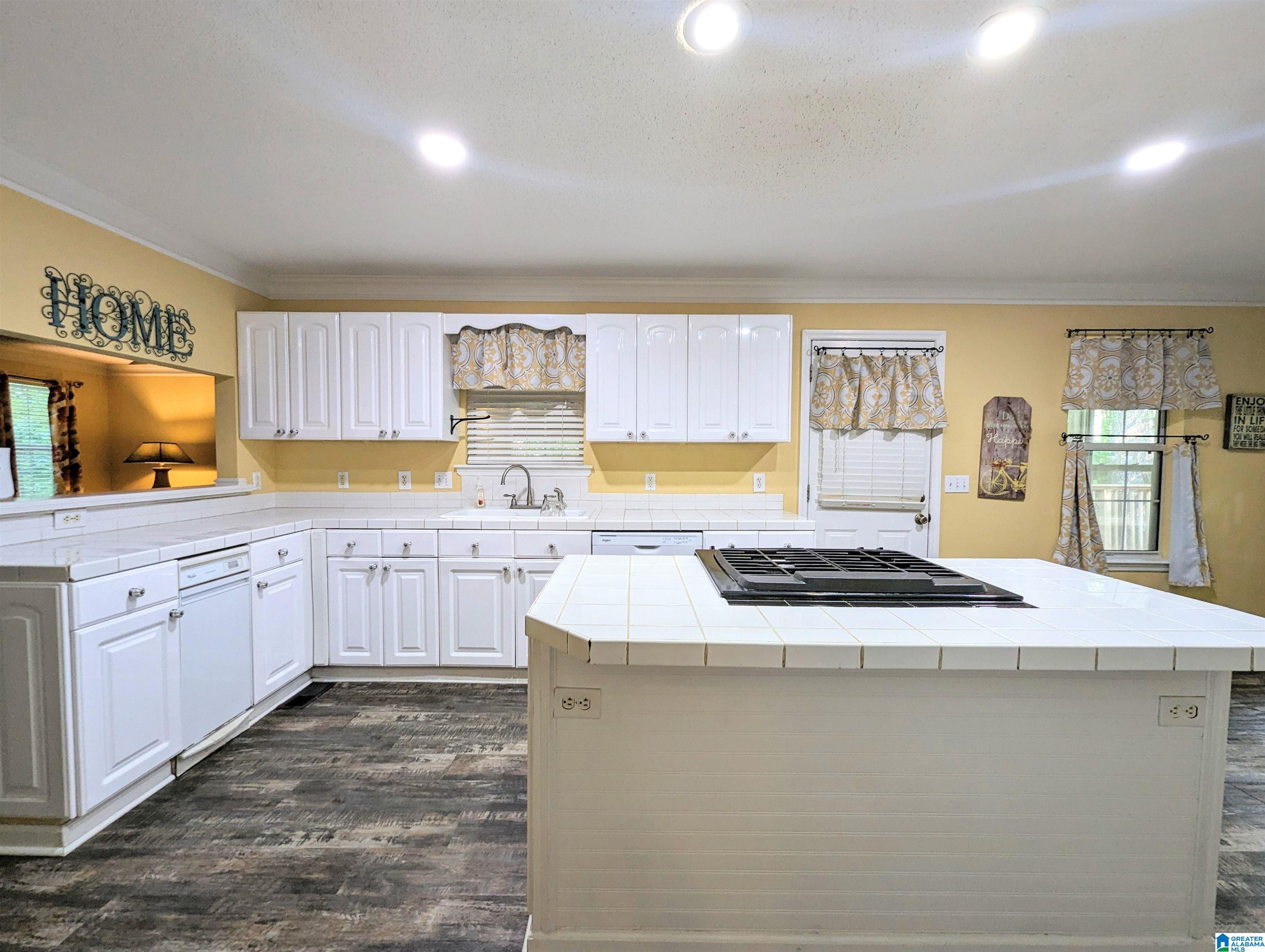 5427 Shady Grove Road Mount Olive, AL 35117 - Photo 7 of 27