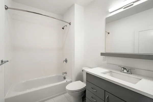 $3,475 | 40 Centre Street, Unit 205, Brookline, MA 02446