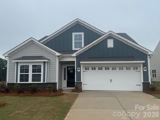 206 Rodeo Drive Shelby, NC 28150 - Photo 1 of 19 a front view of a house with a yard