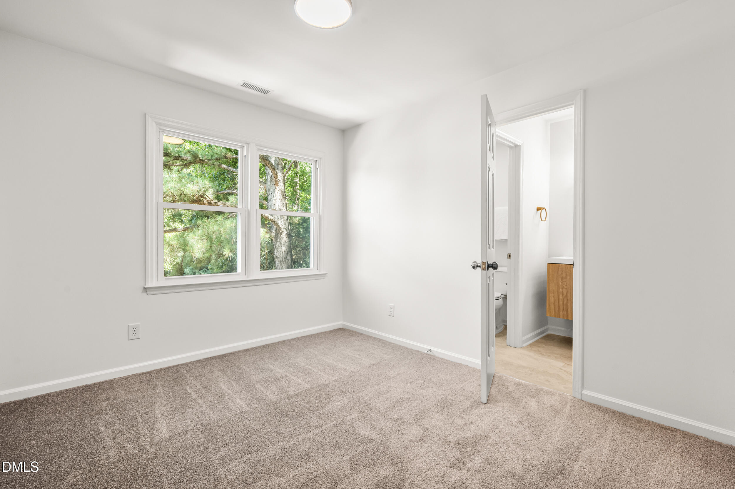 2037 Trexler Court Raleigh, NC 27606 - Photo 25 of 38 31_dsc_3451