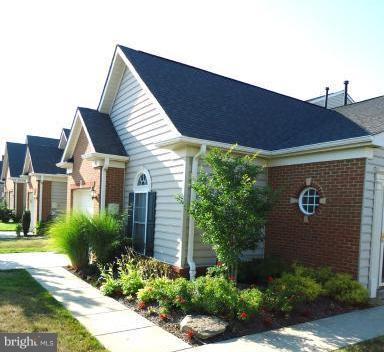 351 Hamlet Circle Edgewater, MD 21037 - Photo 27 of 30 Exterior (Front)