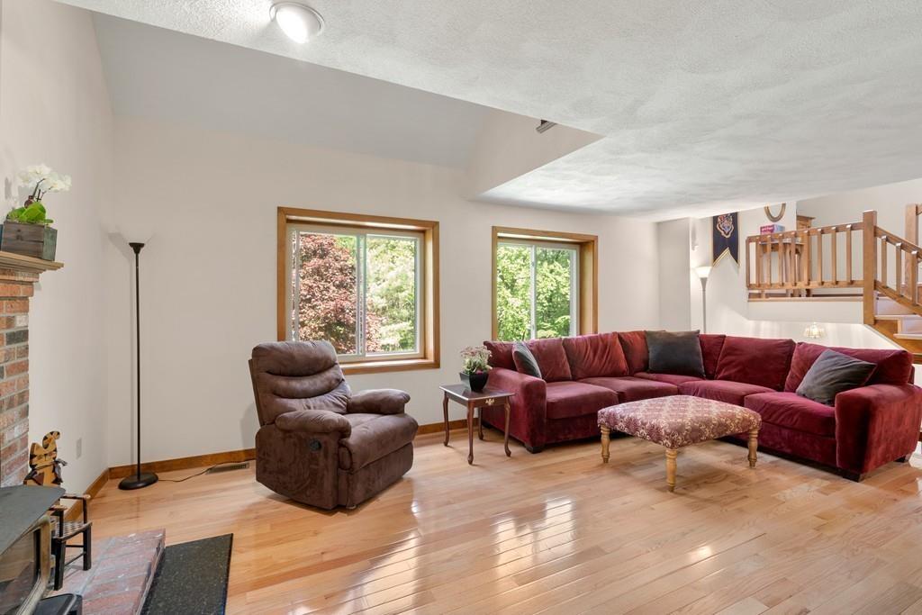 212 Boxboro Road Stow, MA 01775 - Photo 6 of 38