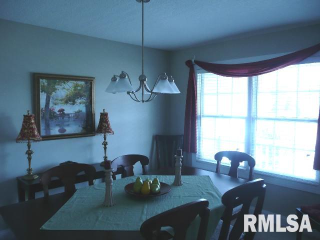 4040 Raleigh Avenue Bettendorf, IA 52722 - Photo 5 of 9 Gallery Image 5