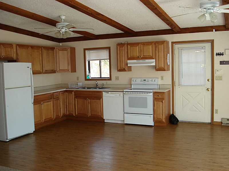 17 Cove Road Westerly, RI 02891 - Photo 3 of 16 Kitchen. MAIN LEVEL KITCHEN