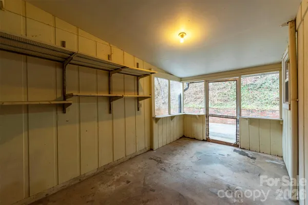 $389,000 | 175 River Lane, Canton, NC 28716