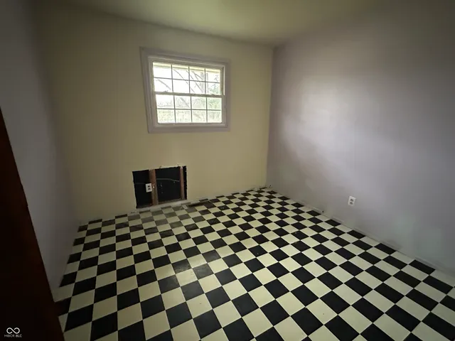 $59,900 | 3011 South Koldyke Drive, Marion, IN 46953