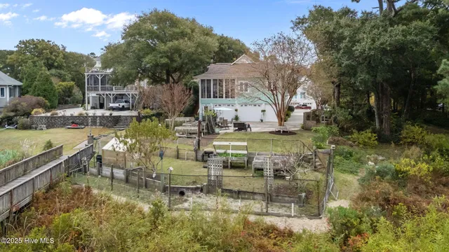 $1,150,000 | 9804 Clarendon Drive, Emerald Isle, NC 28594