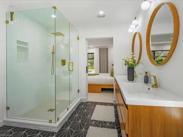 $1,949,000 | 5237 Cherry Wood Drive, Naples, FL 34119