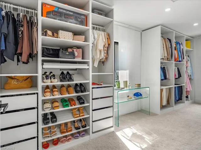 $1,949,000 | 5237 Cherry Wood Drive, Naples, FL 34119