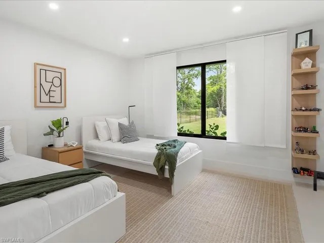 $1,949,000 | 5237 Cherry Wood Drive, Naples, FL 34119