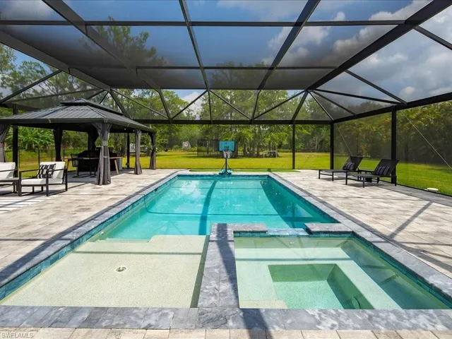 $1,949,000 | 5237 Cherry Wood Drive, Naples, FL 34119