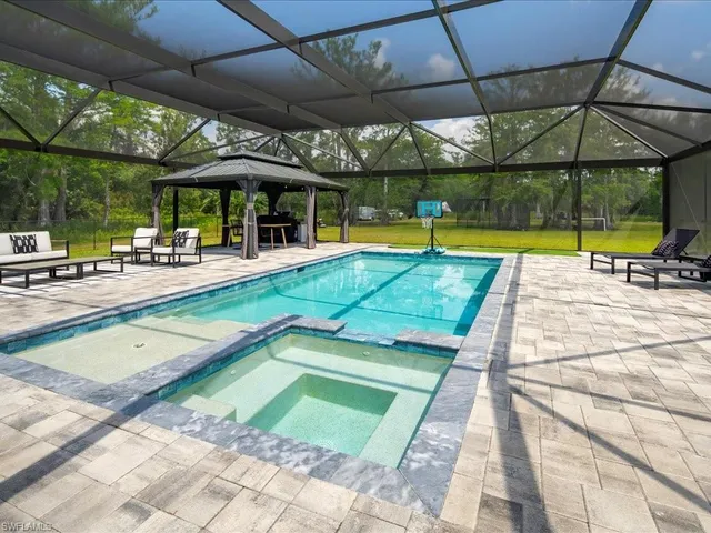 $1,949,000 | 5237 Cherry Wood Drive, Naples, FL 34119