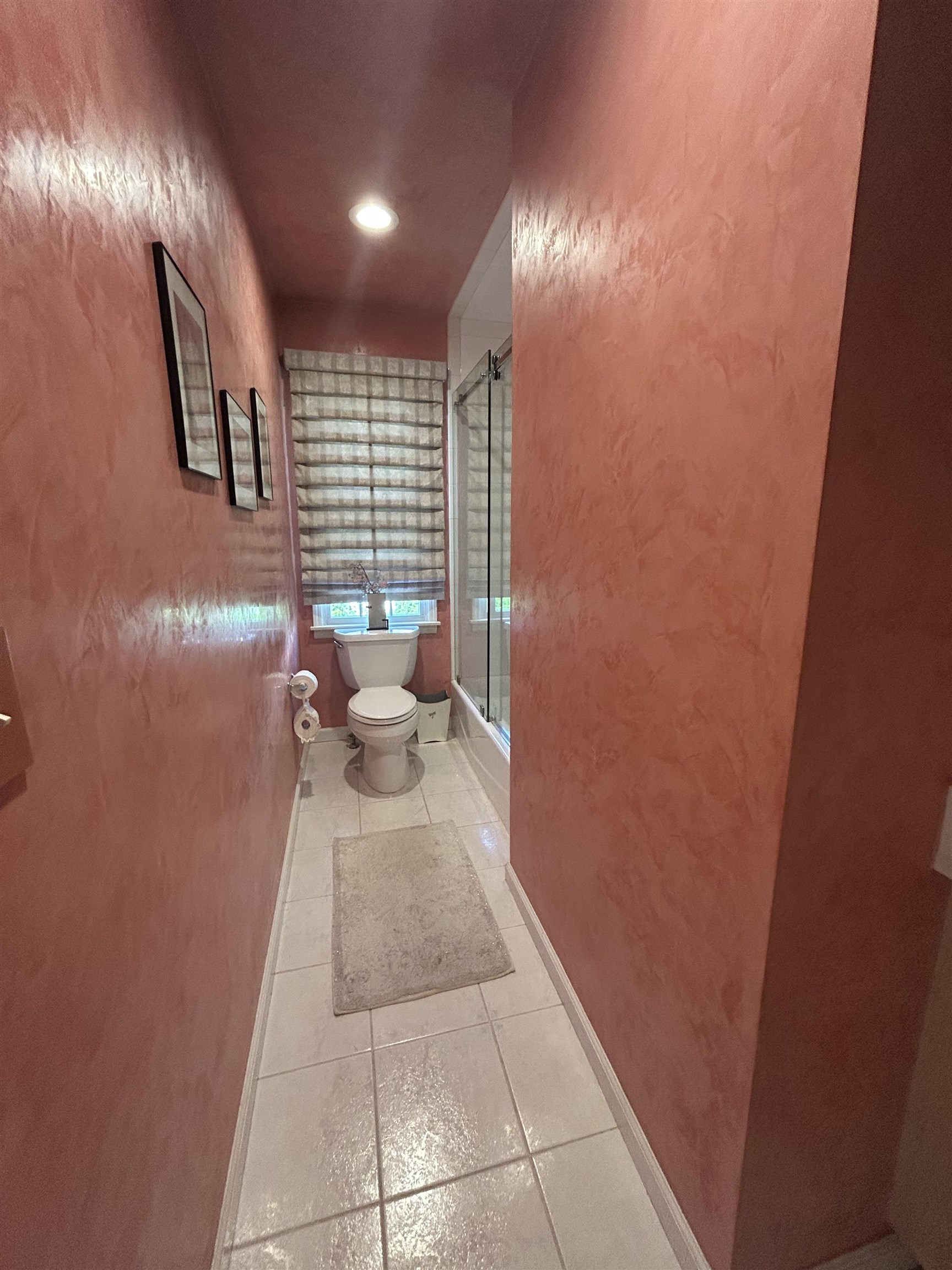 302 Grand Ridge Drive, Unit 302 Ridgefield, NJ 07657 - Photo 4 of 47 a view of entryway