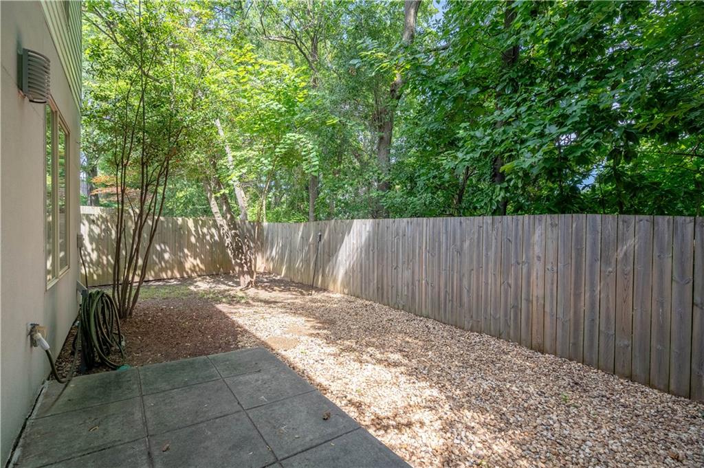 1338 Rietveld Row Northwest Atlanta, GA 30318 - Photo 23 of 37