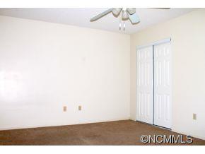 21-23 Rocking Porch Road Asheville, NC 28805 - Photo 12 of 20 Gallery Image 12