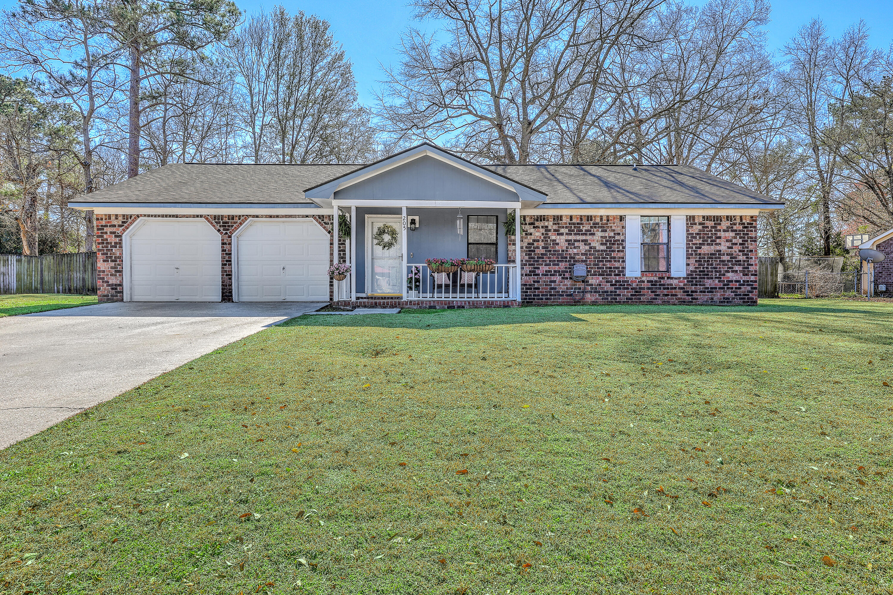 205 Kentucky Drive Ladson, SC 29456 - Photo 5 of 33 1-Story Living!