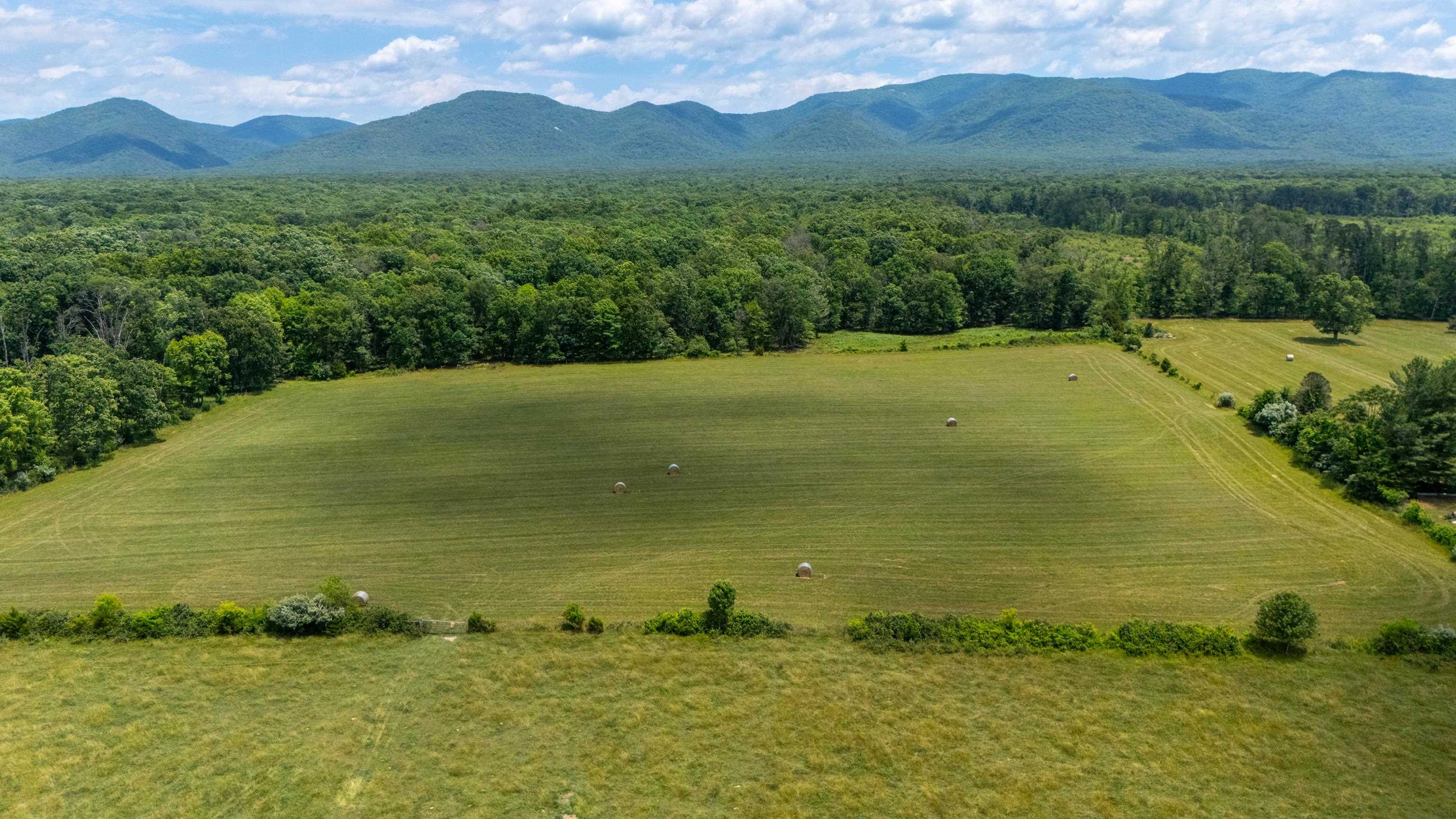 139 Teter Road Grottoes, VA 24441 - Photo 7 of 68