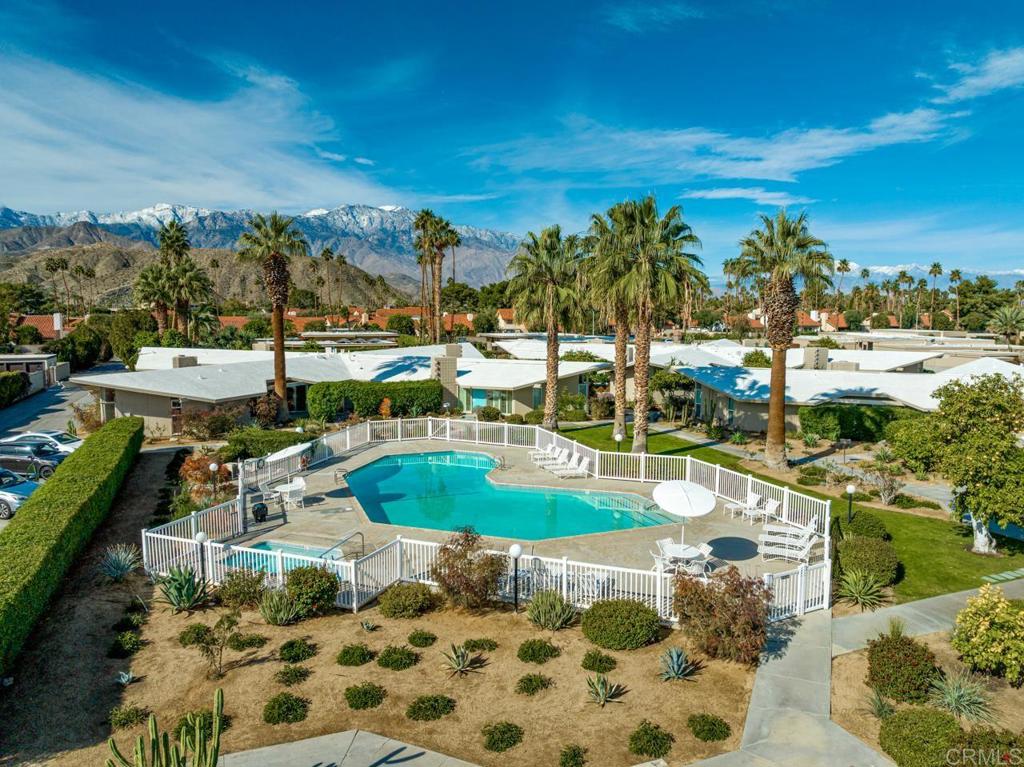37800 Da Vall Drive, Unit 10 Rancho Mirage, CA 92270 - Photo 27 of 31 a view of a water fountain in front of the house