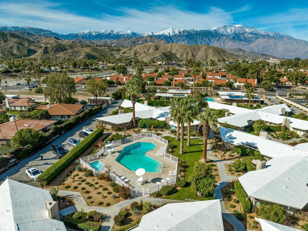 37800 Da Vall Drive, Unit 10 Rancho Mirage, CA 92270 - Photo 28 of 31 an aerial view of residential houses with outdoor space