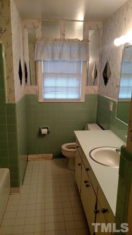 1216 Fairlane Road Cary, NC 27511 - Photo 5 of 9 Gallery Image 5